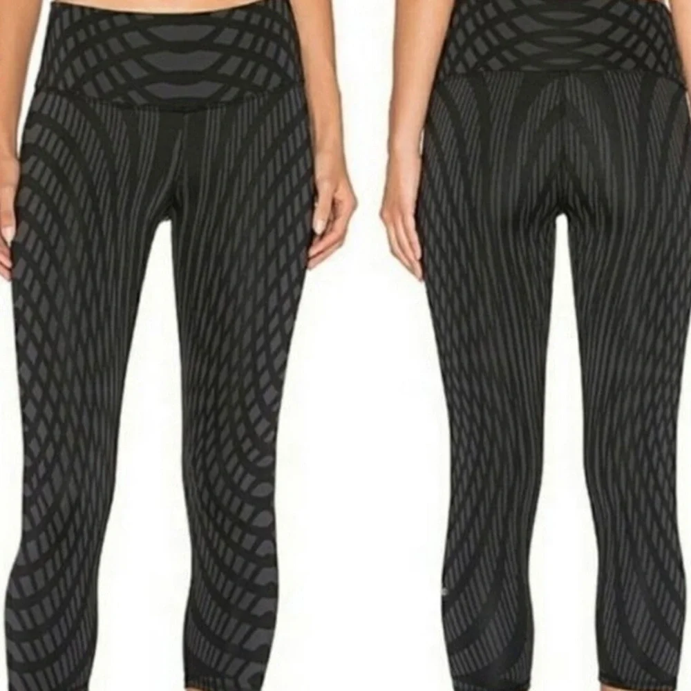ALO Yoga gray inseam